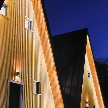 Woodra A-frame *