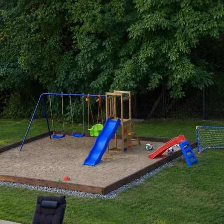 Woodra A-frame